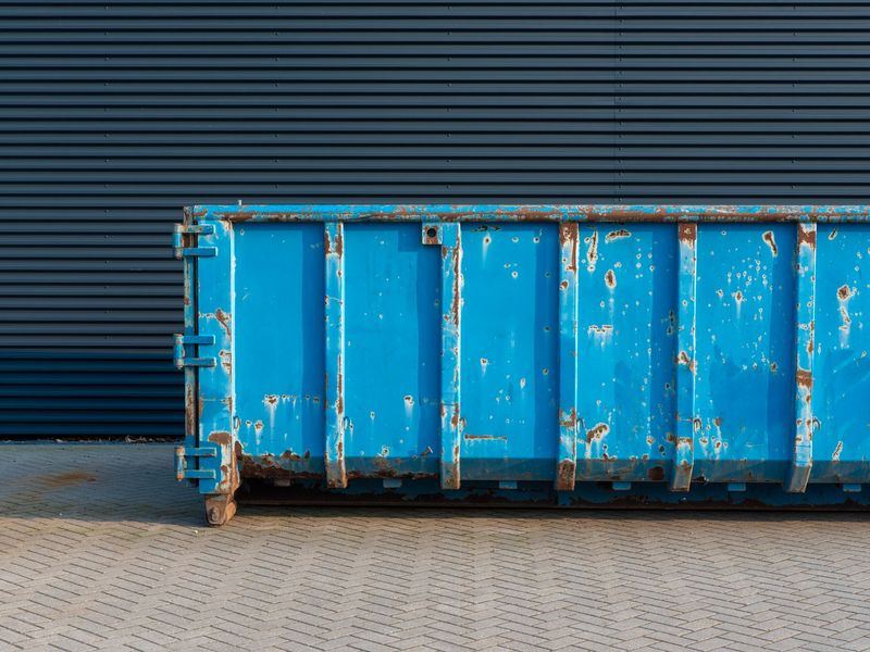 Dumpster rental job near Dyersville, IA